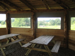 Afdækning af hytte indefra