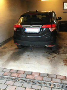 Garage unden spildunderlag