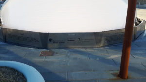 Scene kaleche - bagfra slået op med tekst