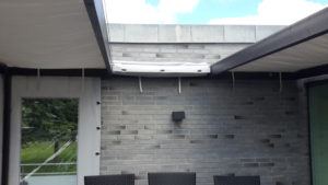 Terrasseoverdækning - taget til siden