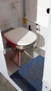 Toiletkabine - i bunden