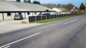 Vedligeholdelsesfrit hegn