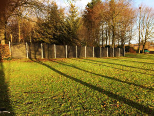 Vedligeholdelsesfrit hegn